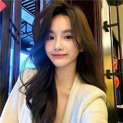 为黛茜小姐开车